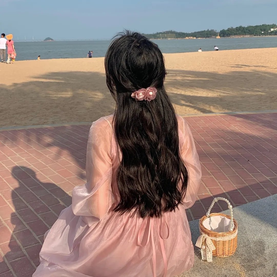 荒村公寓